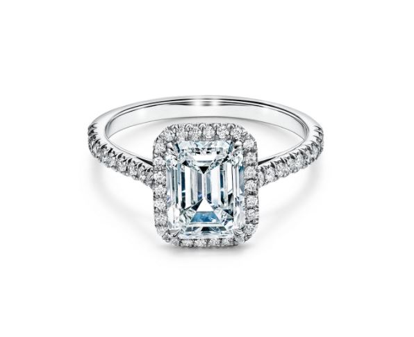 Emerald-Cut Halo Diamond Ring (Copy)